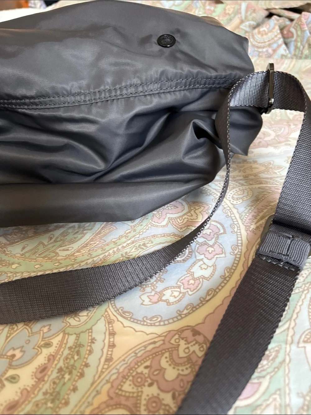 lululemon athletica Gray Men's Duffel/Shoulder Bag